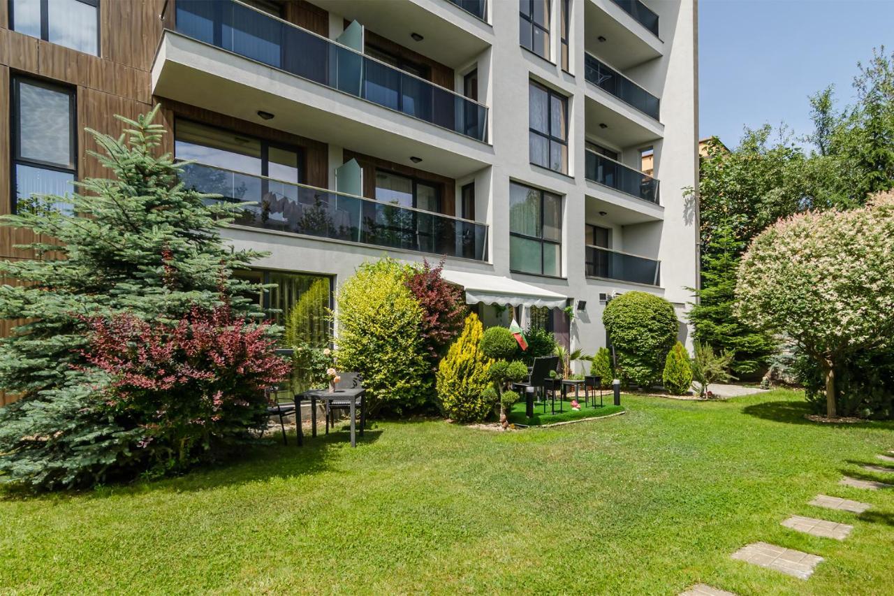 Garden Palace Apartamento Varna Exterior foto