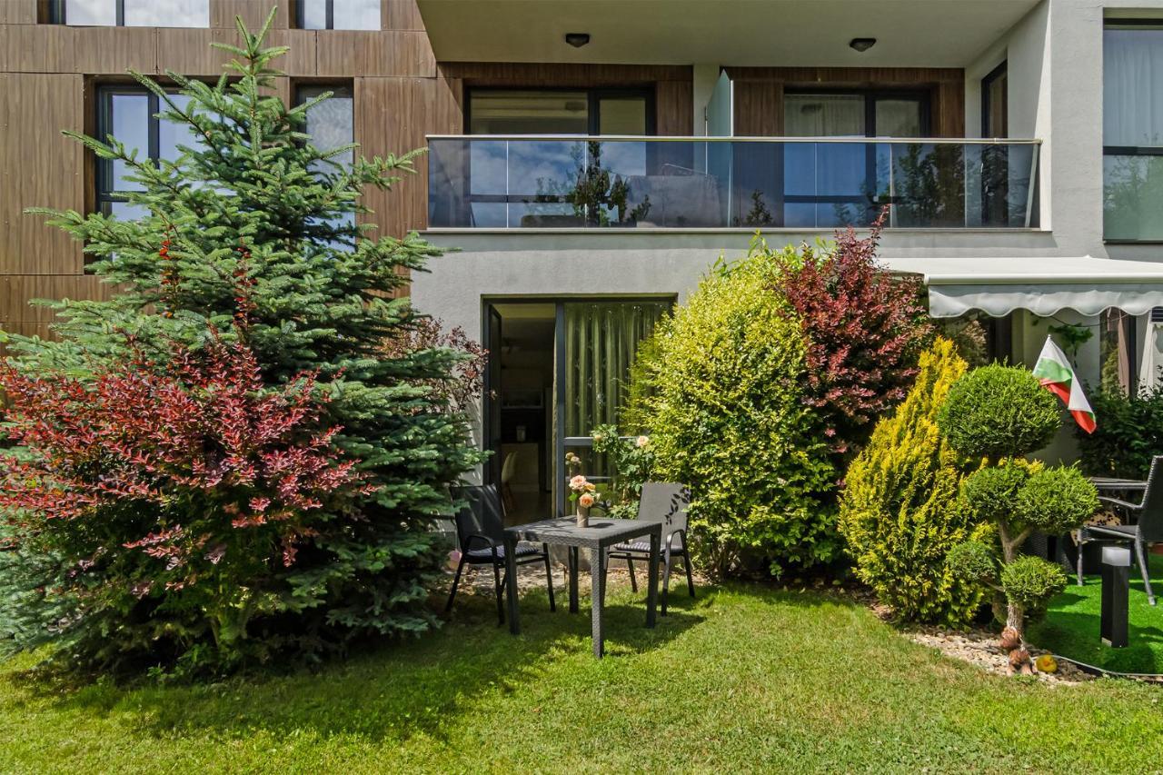 Garden Palace Apartamento Varna Exterior foto
